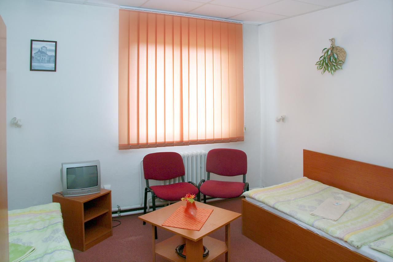 Penzion Olympia** Banská Bystrica Eksteriør billede